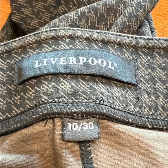 Liverpool Black Textured Leggings - Picture 9 of 10